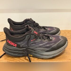 Hoka speedgoat 5 gtx waterproof